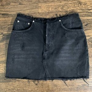 Urban Outfitters Black skirt, size medium
